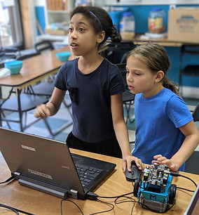 Kids building projects