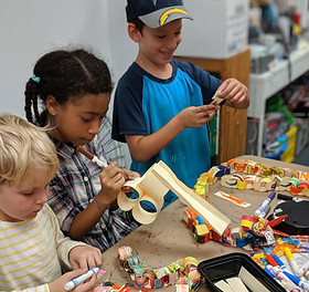 Kids building projects